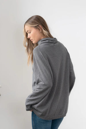 Echo Verde Boyfriend Mock Neck Sweater | Charcoal