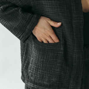 Pokoloko Crinkle Short Jacket | Cream + Black