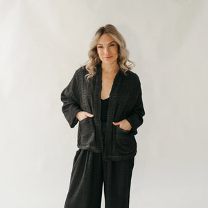 Pokoloko Crinkle Short Jacket | Cream + Black