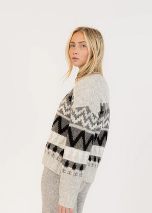 Lyla & Lux Landen Crewneck Pullover | Grey/Black