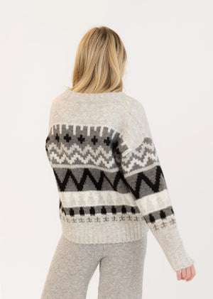 Lyla & Lux Landen Crewneck Pullover | Grey/Black