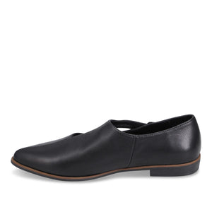 Buenos Bev Leather Shoe | Black
