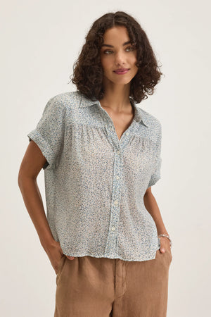 Velvet By Graham & Spencer Tige07 Crinkle Top | Seafoam