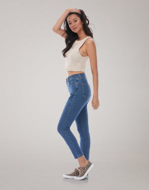 Yoga Jeans Rachel Skinny Cropped Leg Classic Rise in Venus