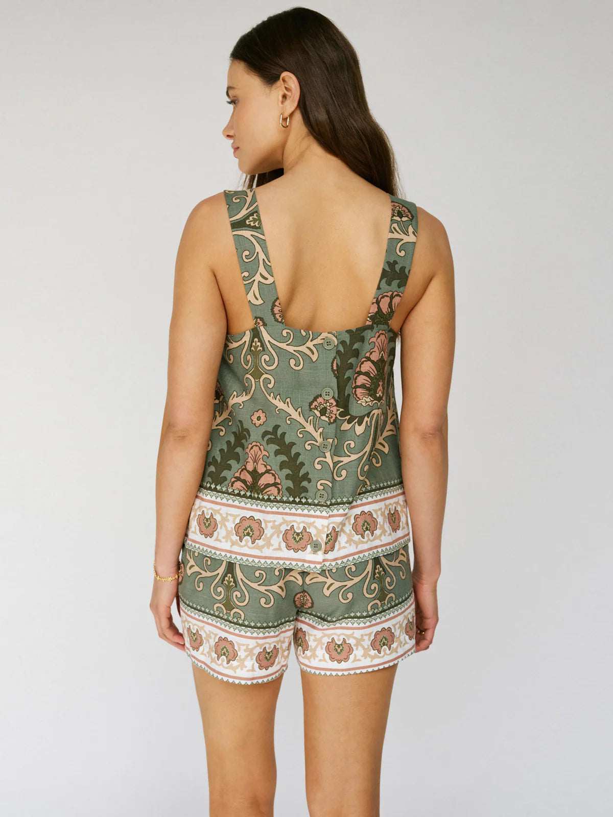Sanctuary Button Back Cami | Sage
