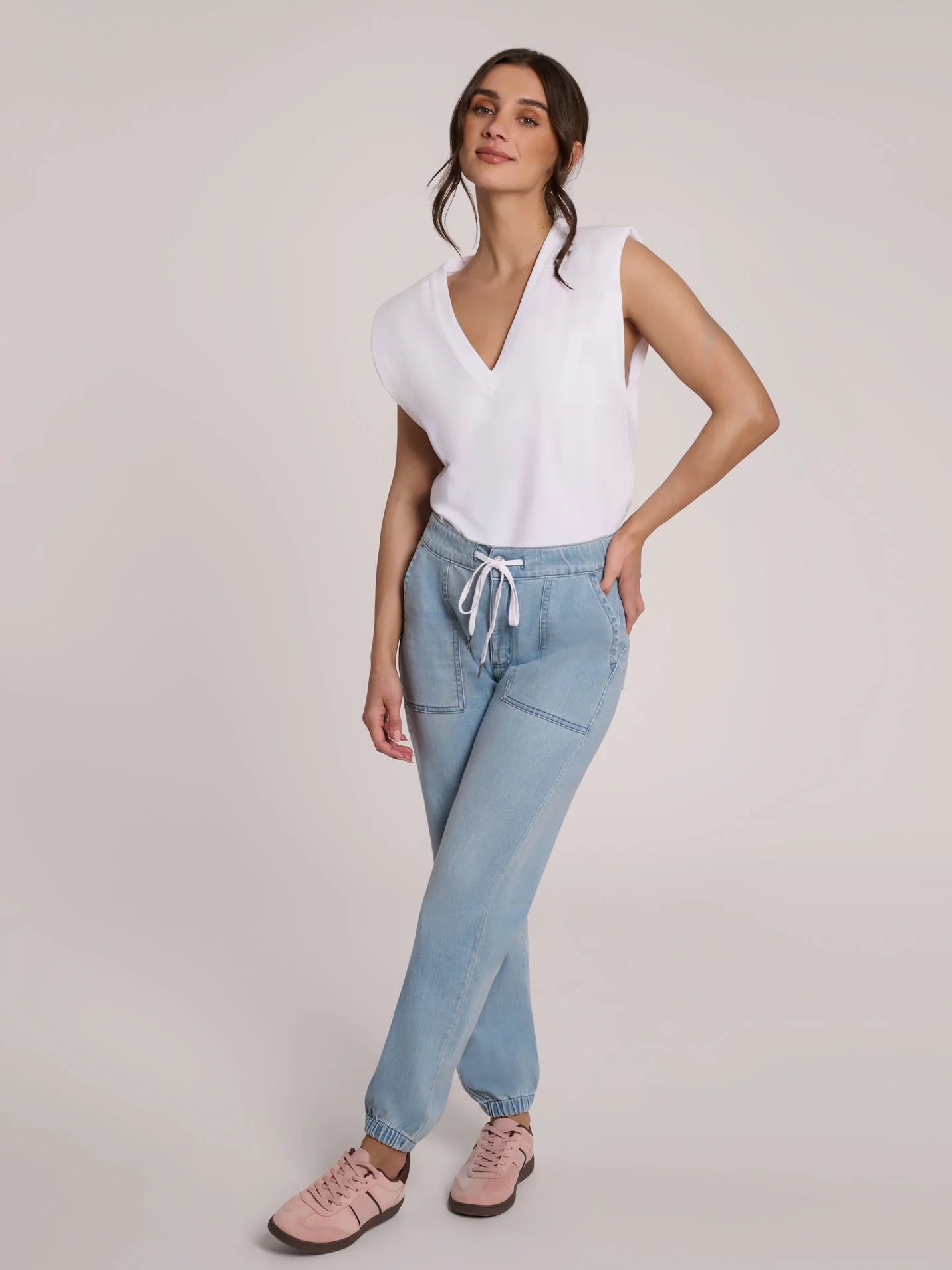 Yoga Jeans Malia Igh Rise Relaxed Jogger | Light Sky