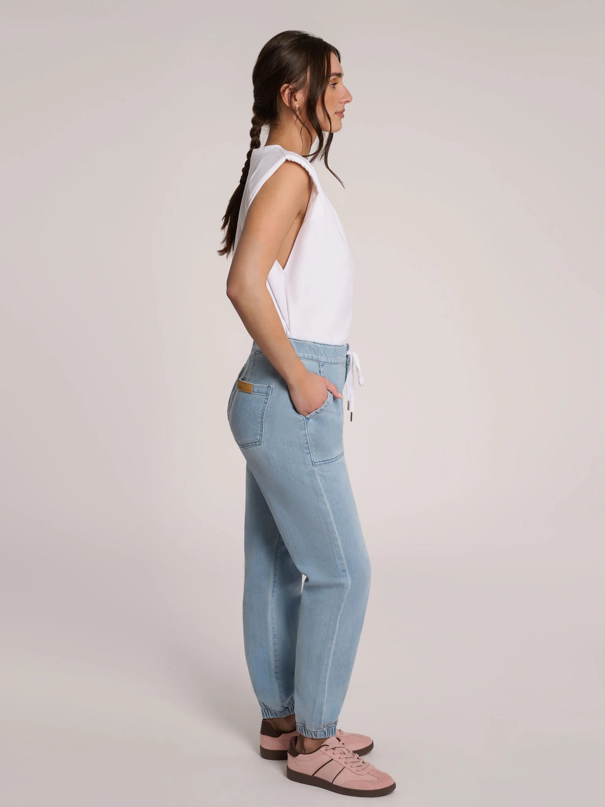 Yoga Jeans Malia Igh Rise Relaxed Jogger | Light Sky