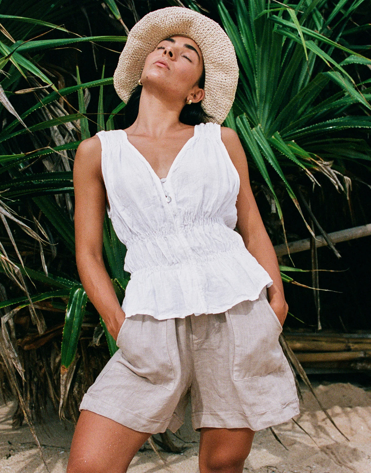 Second Yoga Jeans 100% Linen Shorts | Sand + Denim