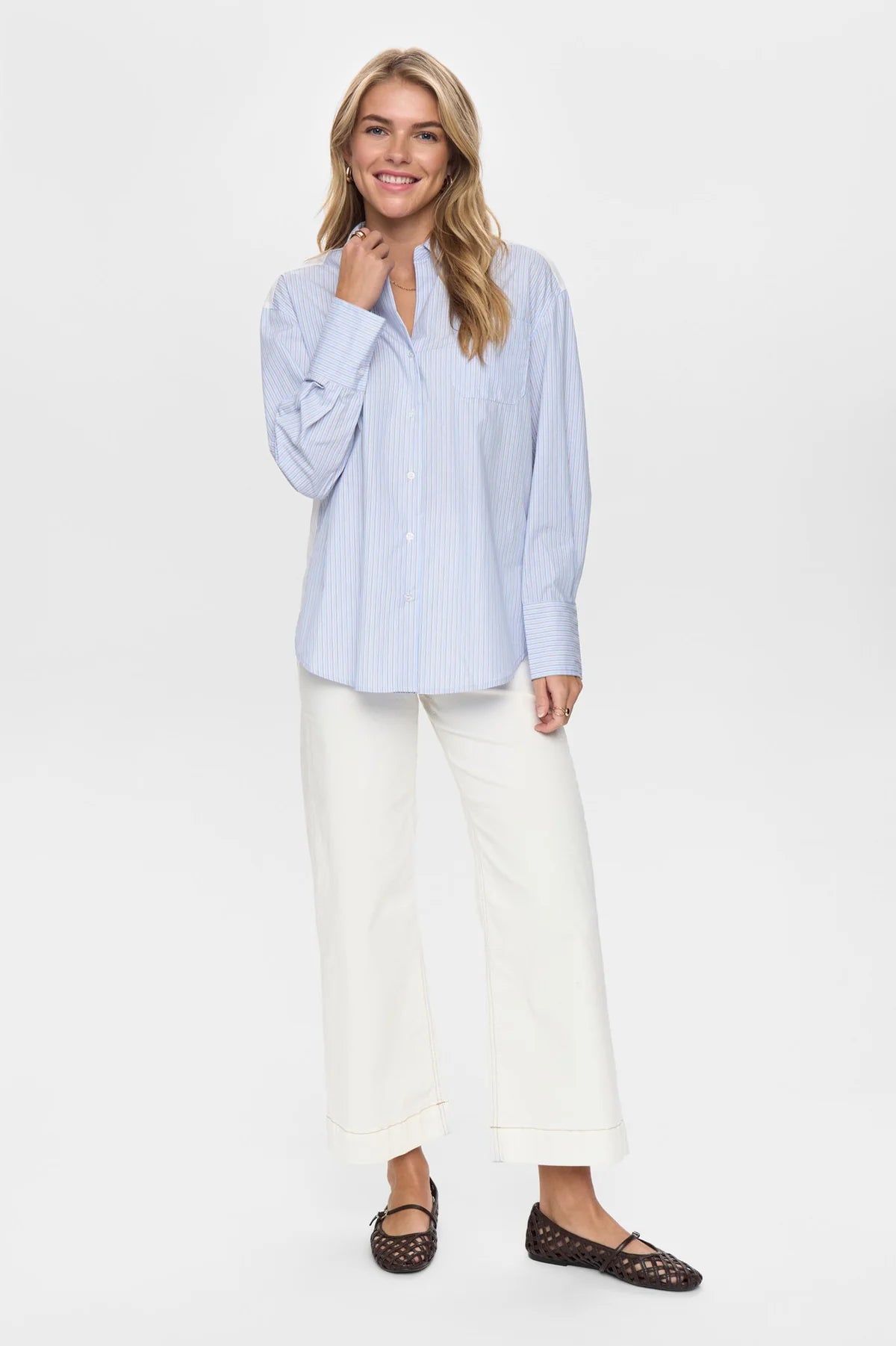 AIRY BLUE