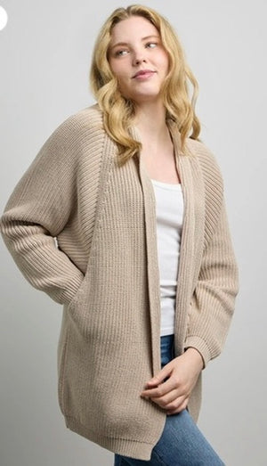 Canada Knitwear Essence Cardigan | Beige