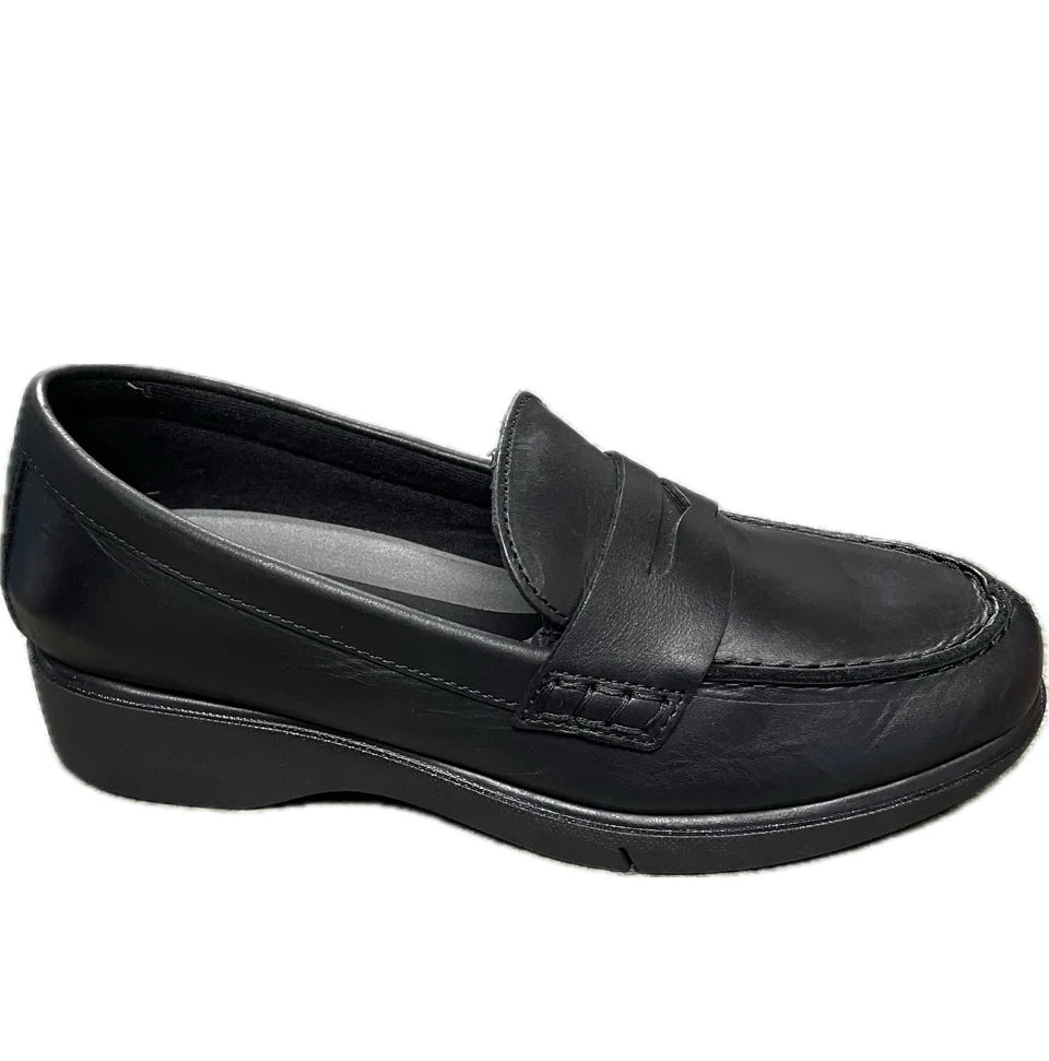 Saydo Amber Leather Loafers  Green + Black