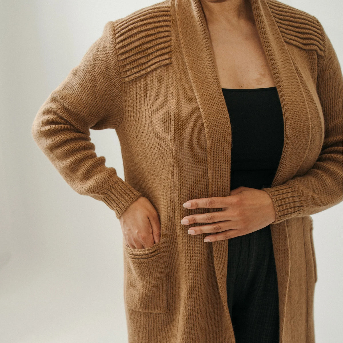 Pokoloko Long Cartier Alpaca Sweater| Camel, Black + Chai