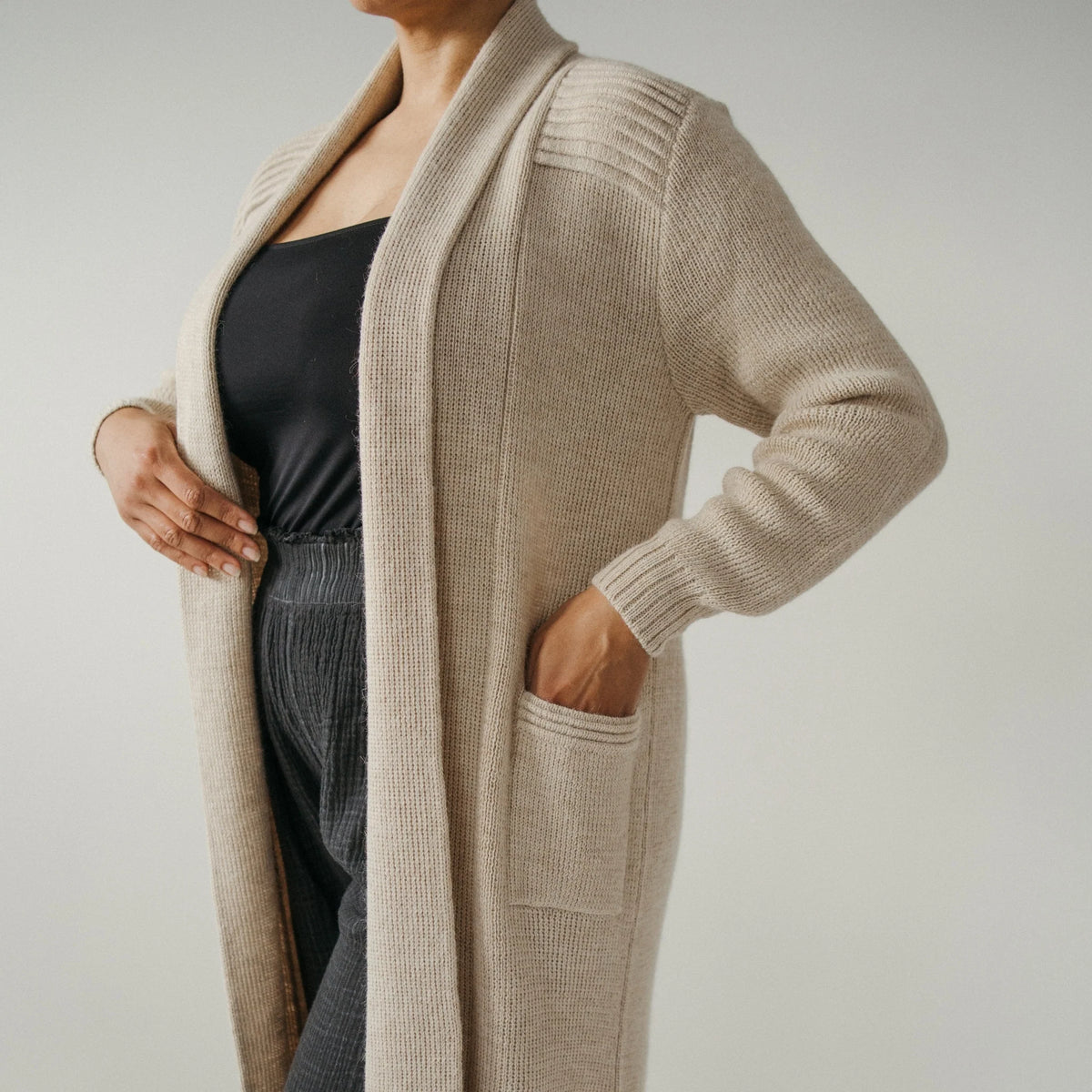 Pokoloko Long Cartier Alpaca Sweater| Camel, Black + Chai