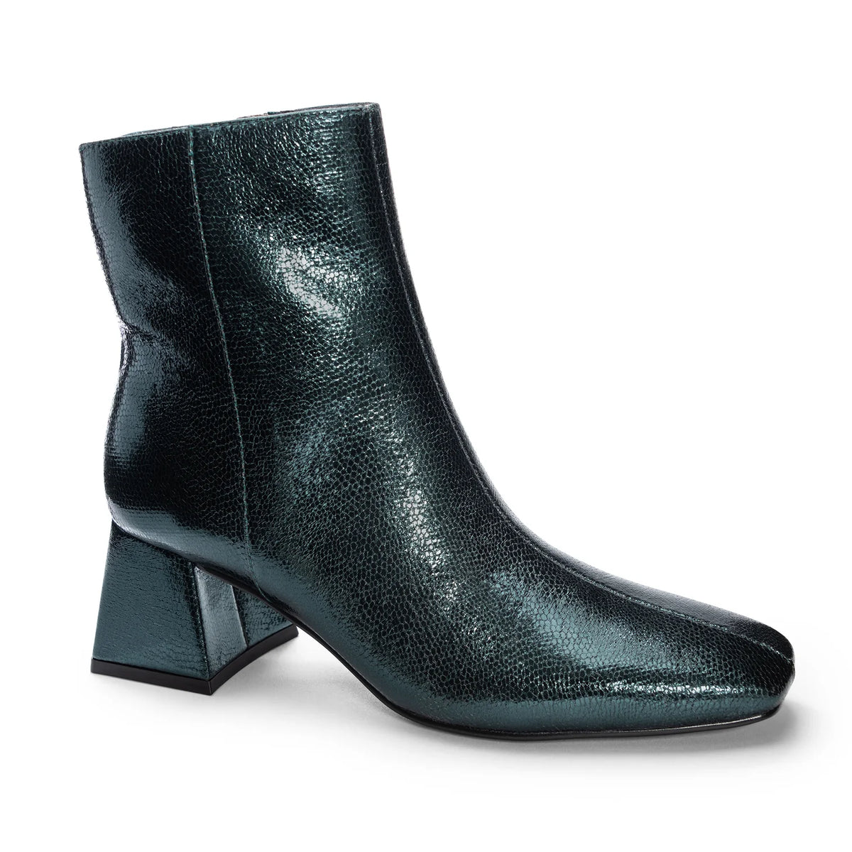 Chinese Laundry Dreamy Boot | Eggshell + Metallic Green