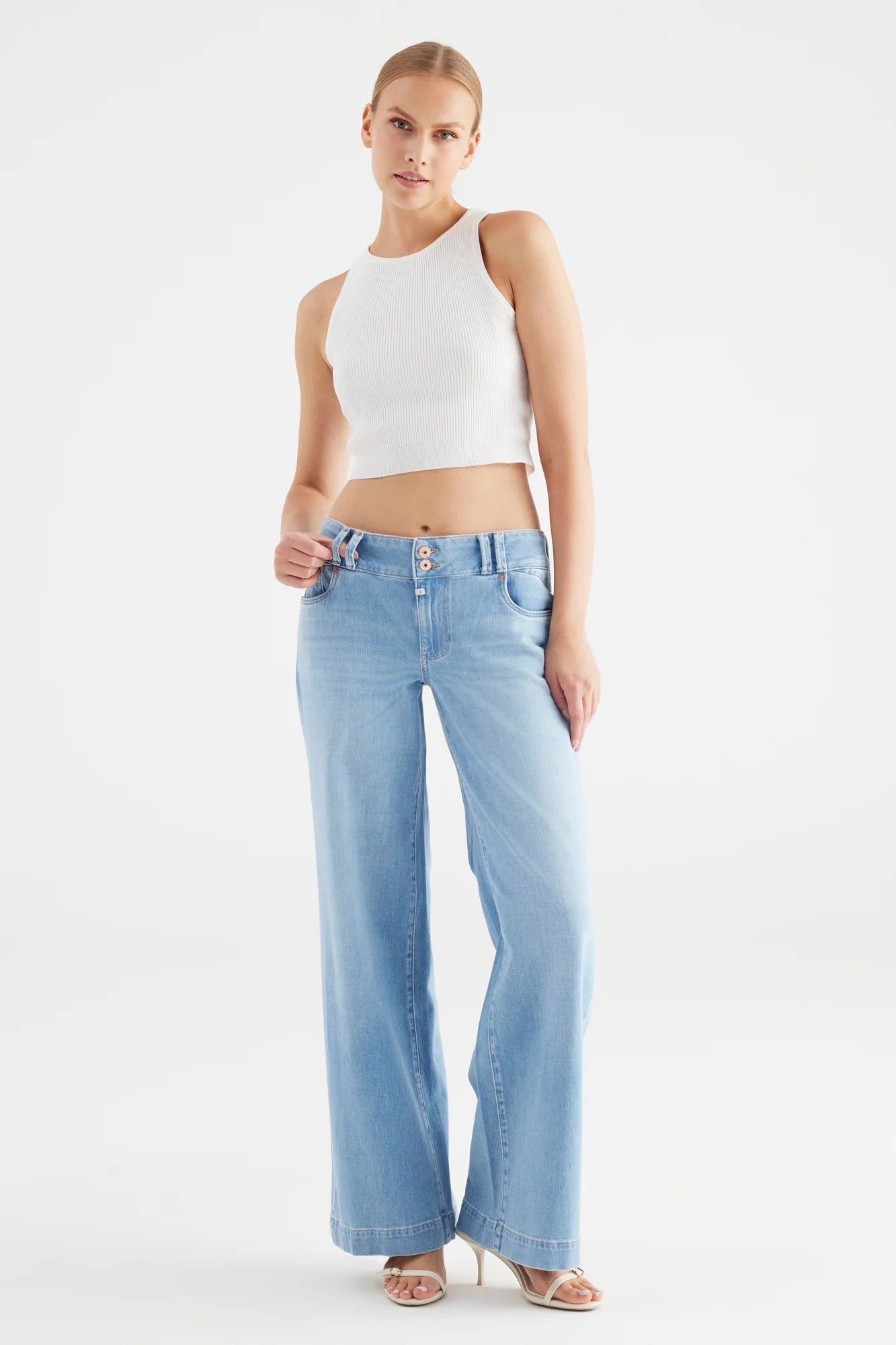 LIGHT BLUE