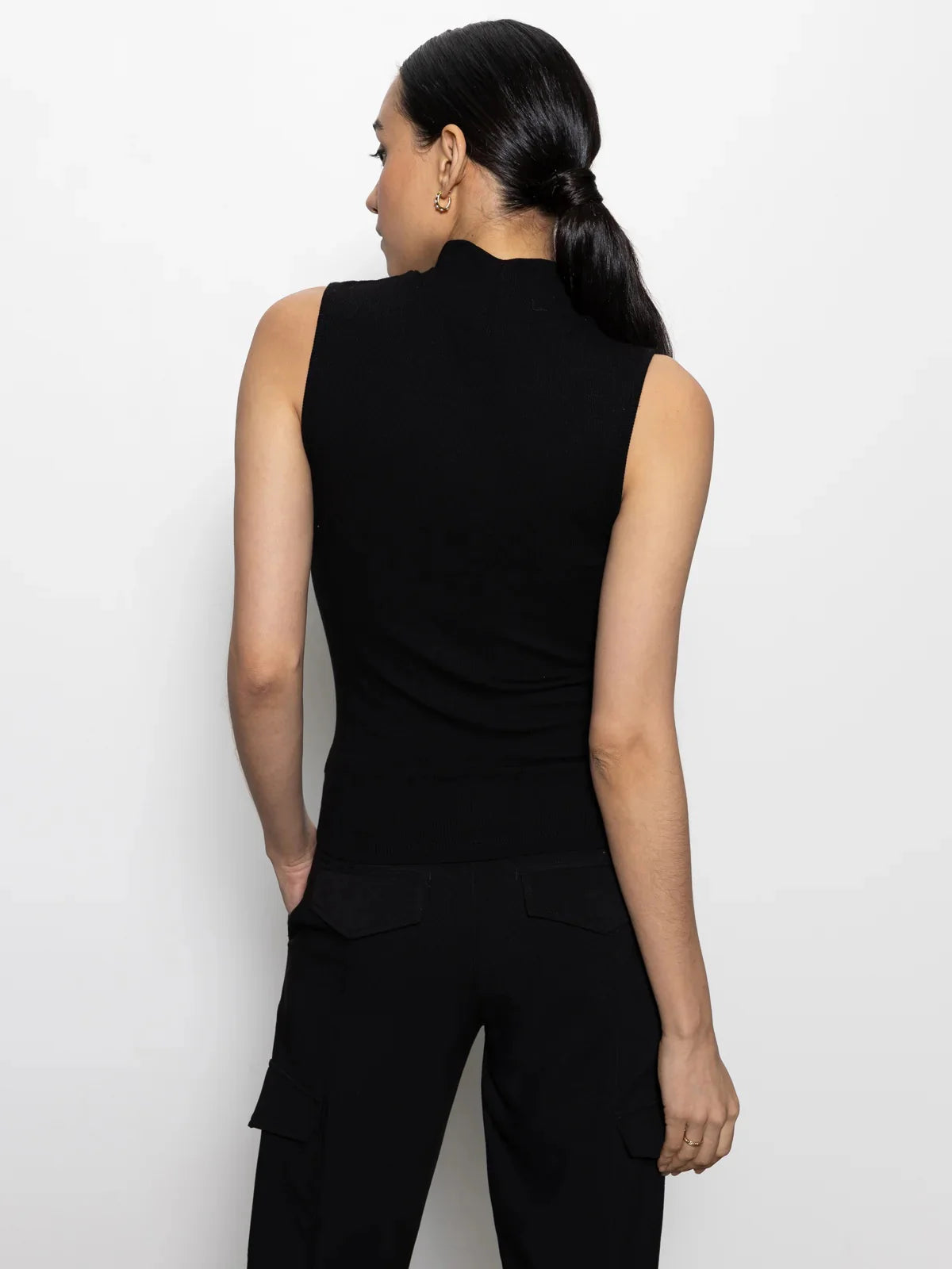 Sanctuary Essential Sleeveless Mock Neck Tank | Black