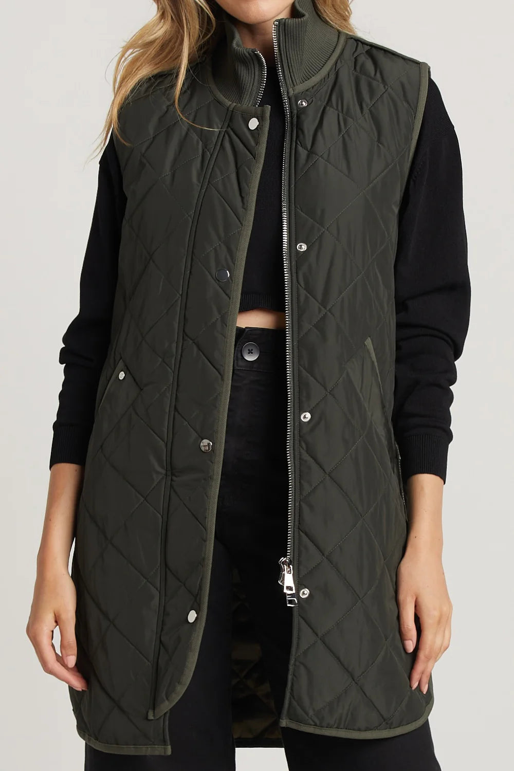 Adroit Destiny Sleeveless Quilted Long Vest | Cilantro