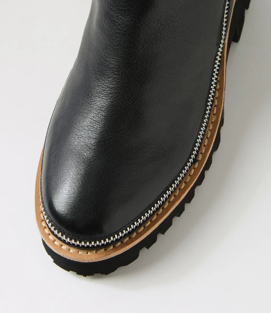 Django & Juliette Leather Ankle Boot | Black