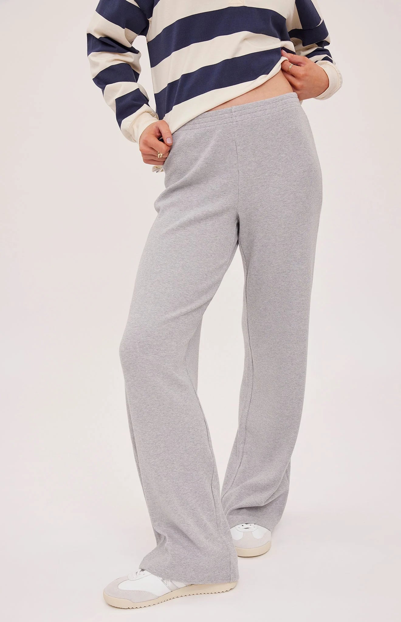 HEATHER GREY