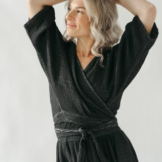 Pokoloko Crinkle Balloon Sleeve Top | Black