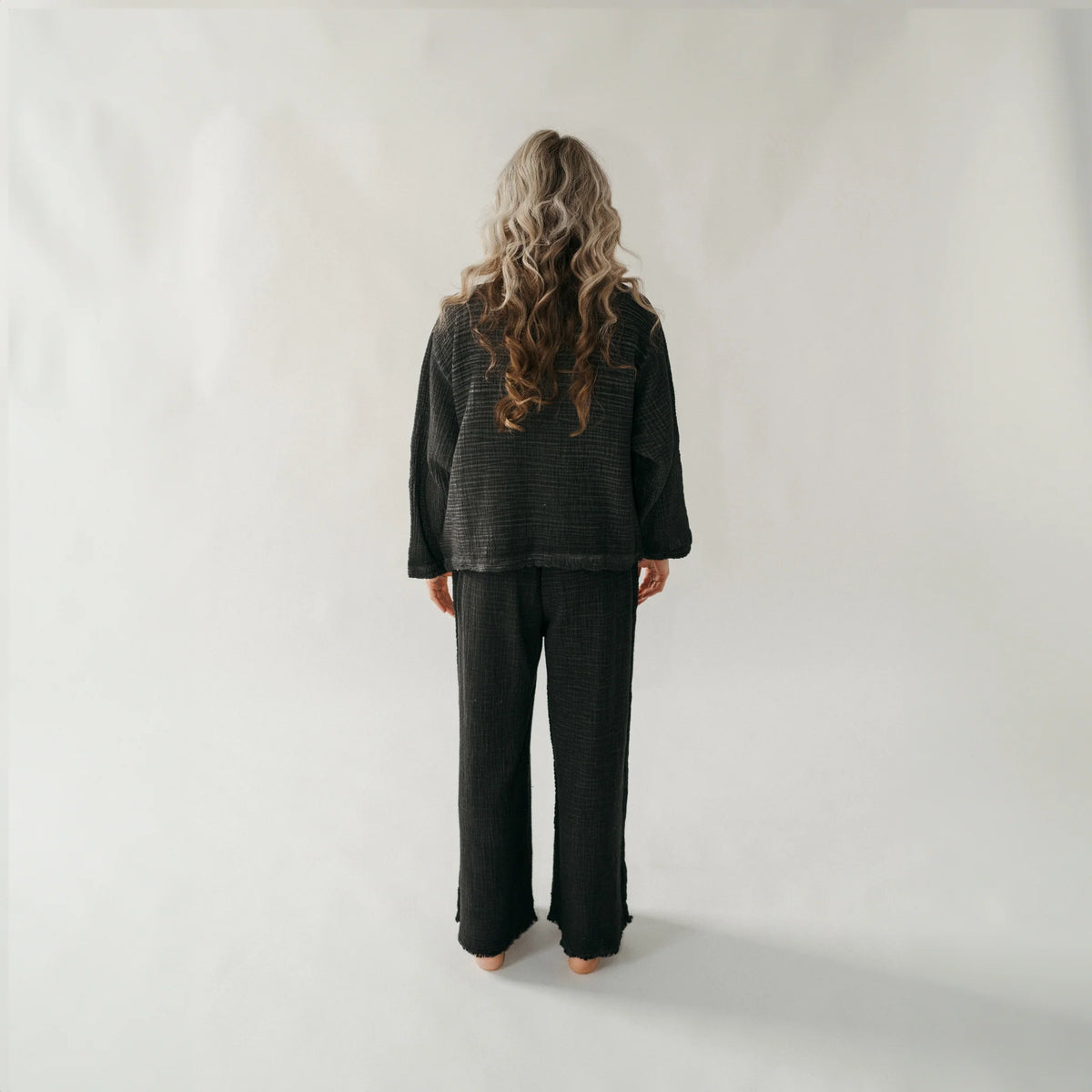 Pokoloko Crinkle Short Jacket | Cream + Black