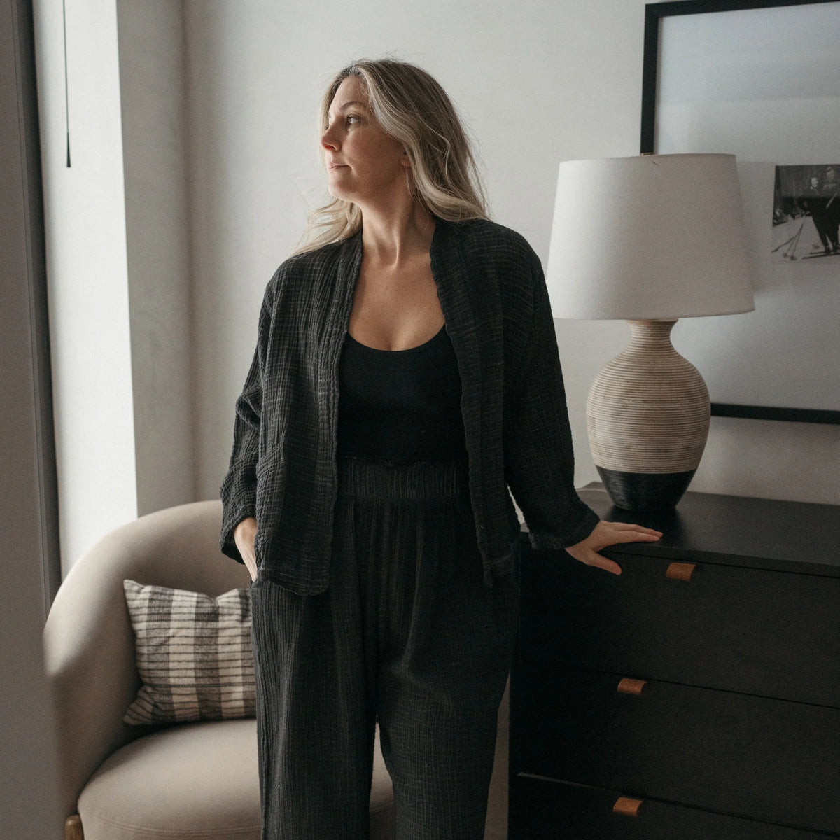 Pokoloko Crinkle Short Jacket | Cream + Black