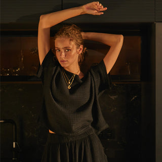 Pokoloko Crinkle Boat Top | Black + Denim