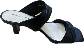 Django and Juliette Ullisha Sandal | Black