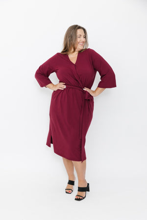 Smash + Tess Arden Belted Dress | Burgandy + Black