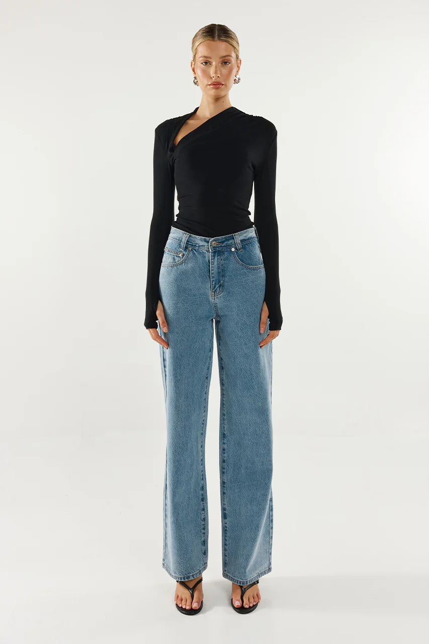 Madison The Label Laury Top | Black