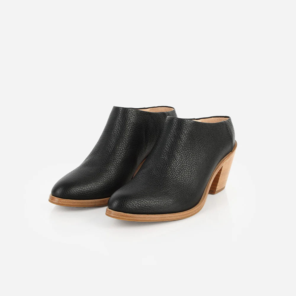 Poppy Barley The Low Down Heeled Mule | Black