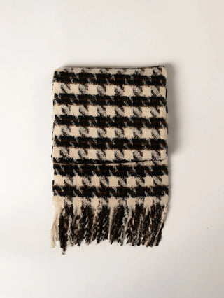 Lyla & Luxe Houndstooth Supersoft Scarf