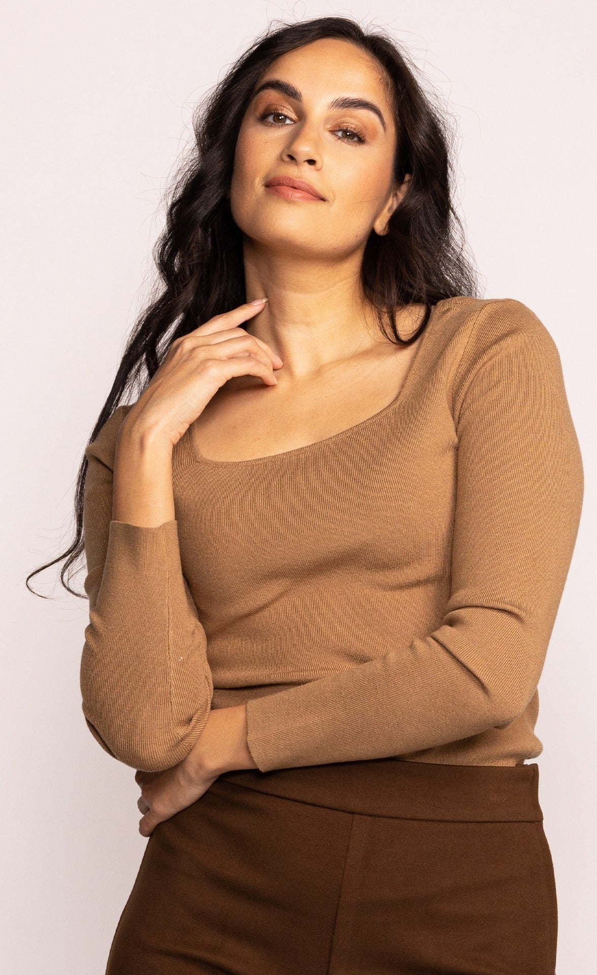 Pink Martini Elanor Sweater | Black + Taupe