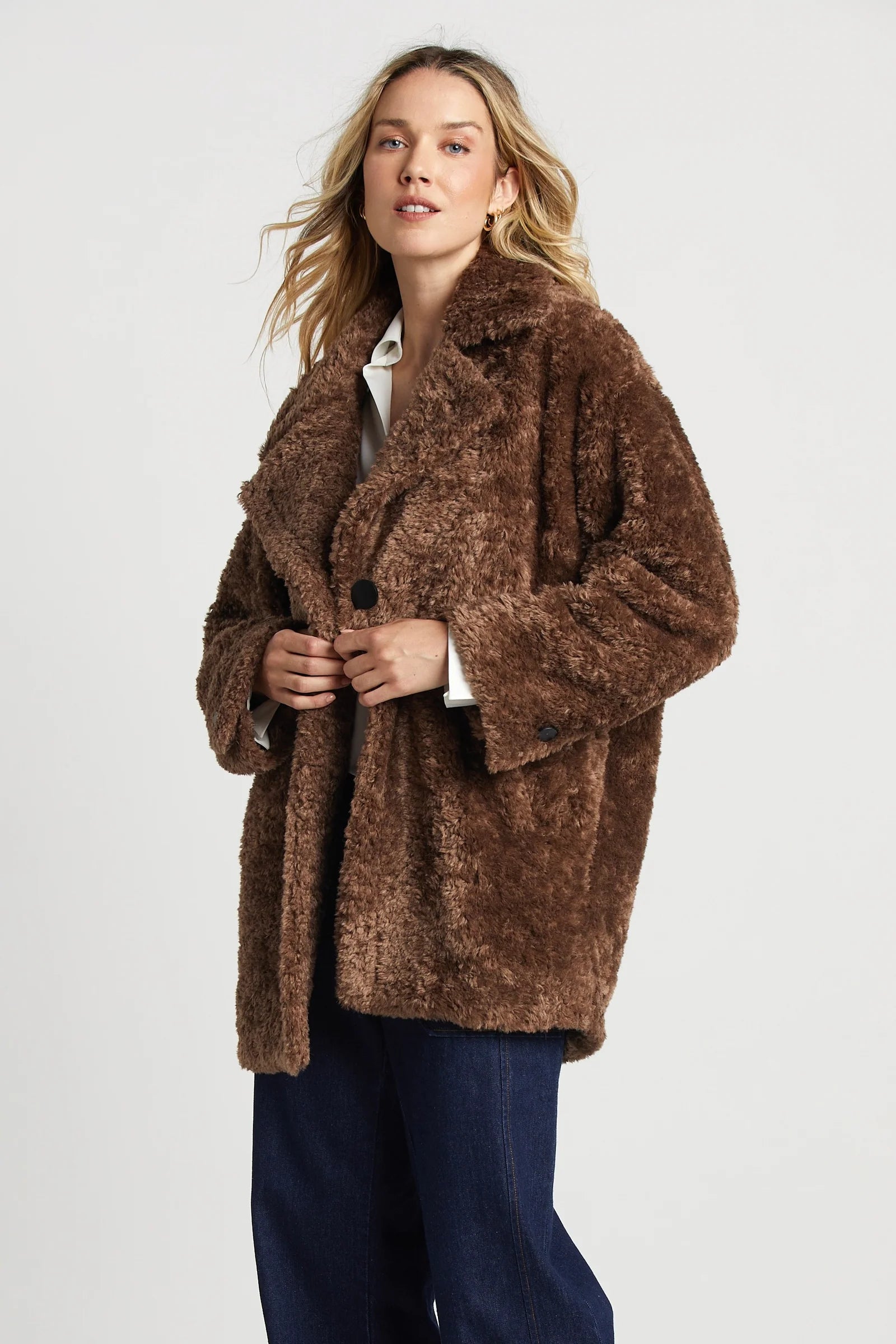 Adroit Saskia Mid Length Faux Fur Coat | Toffee