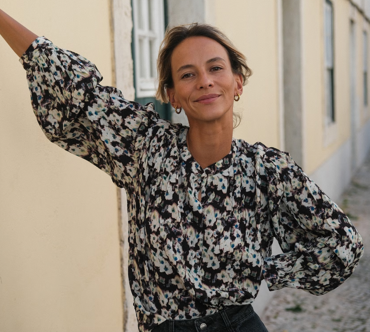 Indi & Cold Viscose Woven Shirt | Black