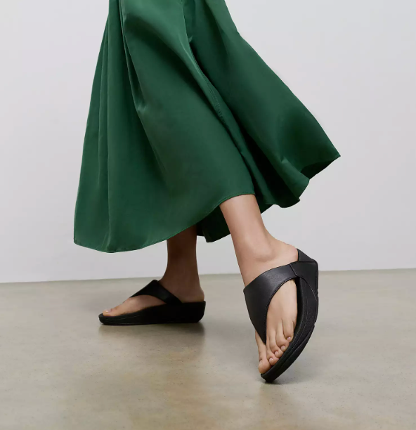 FitFlop Lulu Leather Toe Post | Black + Red + Rose Gold + White