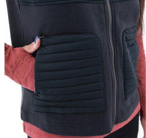 Aventura Dog walker Vest | Black + Ombre