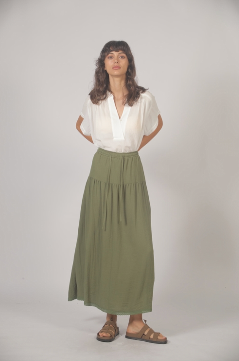 KHAKI