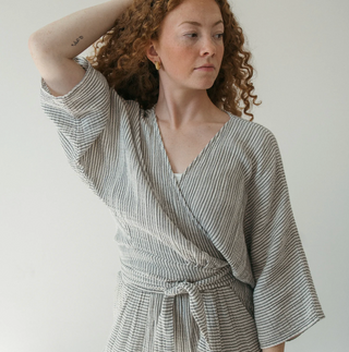 Pokoloko Balloon Sleeve Top | Charcoal