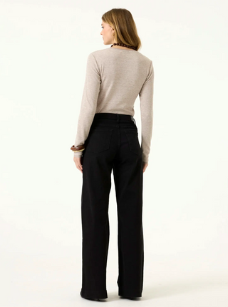 Garcia Lightweight Long Sleeve Top | Sand