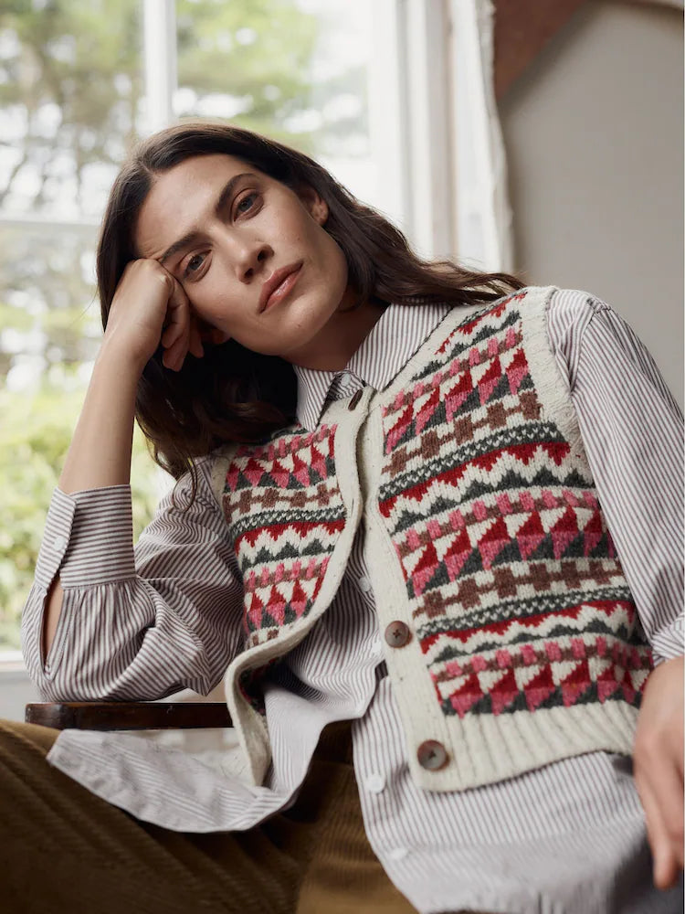 Seasalt Cornwall Red Dawson Pick Fair Isle Vest