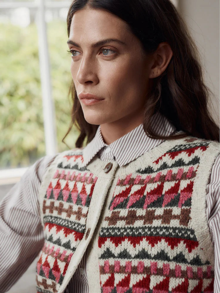 Seasalt Cornwall Red Dawson Pick Fair Isle Vest