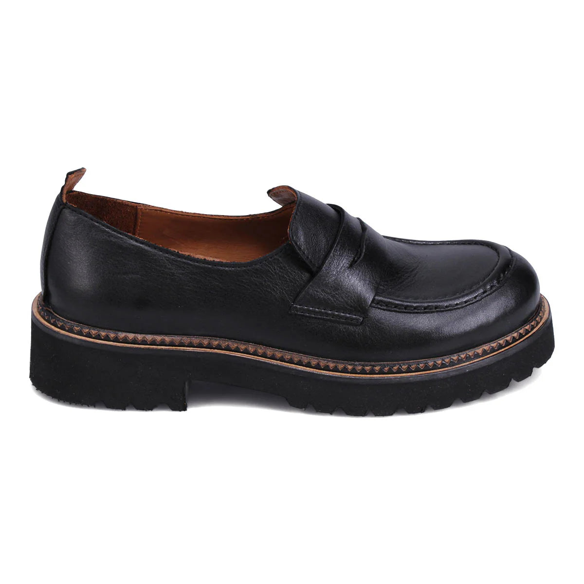 Bueno Annie Loafer | Black + Merlot