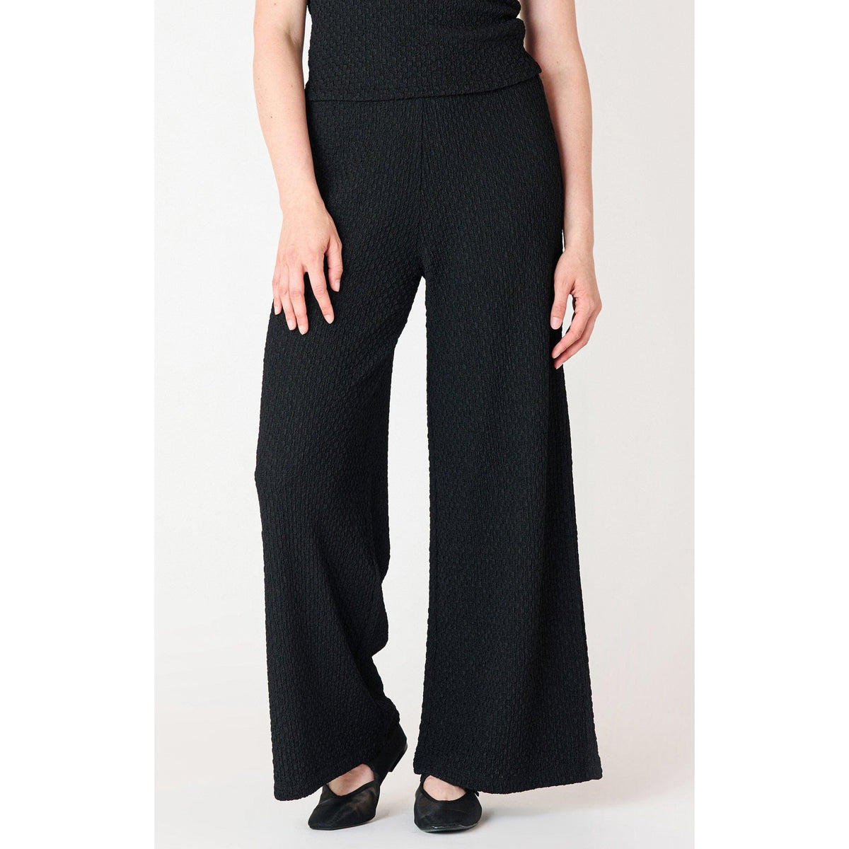 Dex Textured Flowly Wide Leg Pants