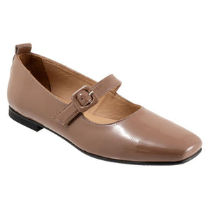 Bueno Eliana Paten Mary Jane Patent Shoe | Taupe