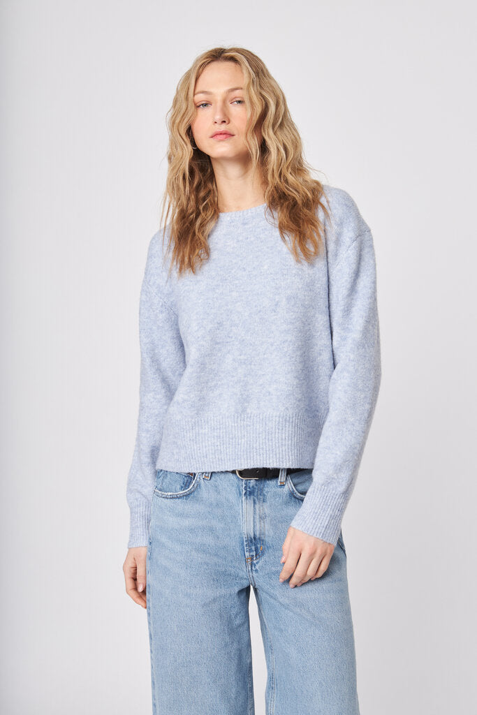 John & Jenn Wilfred Sweater | Blue + Maroon