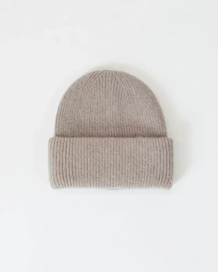 Lyla & Lux Apres Ski Hat | Camel + White