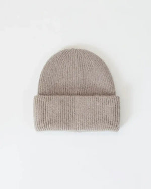 Lyla & Lux Apres Ski Hat | Camel + White