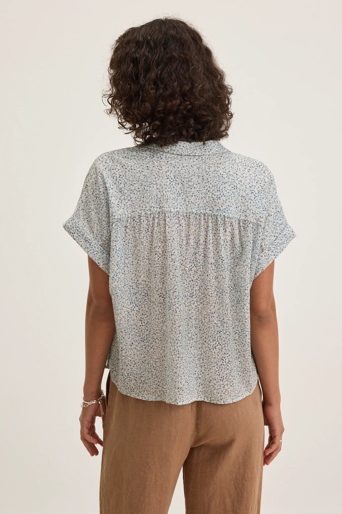 Velvet By Graham & Spencer Tige07 Crinkle Top | Seafoam