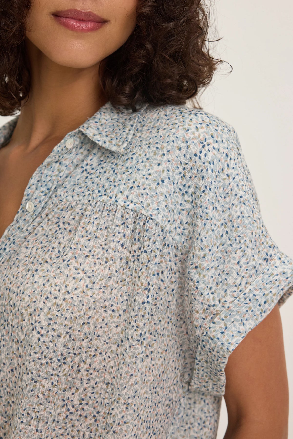 Velvet By Graham & Spencer Tige07 Crinkle Top | Seafoam